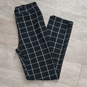 Hollister Black And White Plaid Pants
